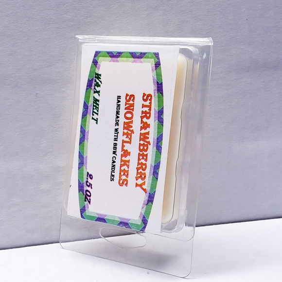 STRAWBERRY SNOWFLAKES -Bath & Body Works Candle Wax Melts- $8 per pack - Picture 3 of 9